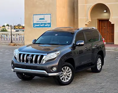 TOYOTA PRADO VXR V4 2017