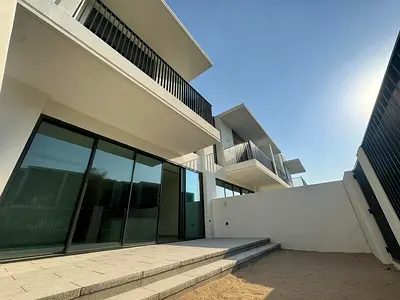 Modern | 3-Bedroom Townhouse | Vacant