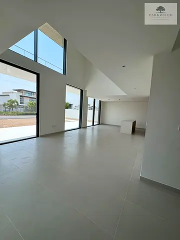 Corner Plot | Park Facing | Brand New | Vastu Unit