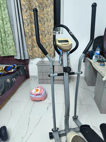 Used Elliptical Trainer / Cross Trainer - Compact Home Exercise Machine
