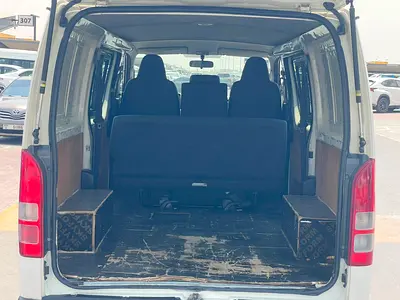 صورة 15 لـ 2018 Toyota HIACE