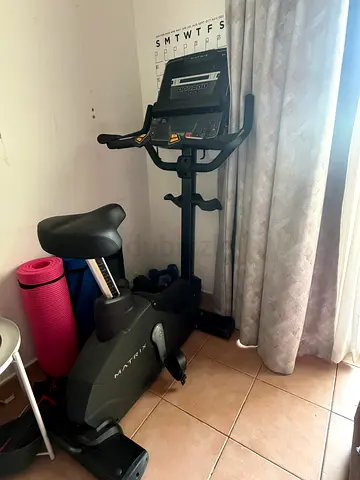 Has been used only a few times. It’s in as-good-as-new condition.