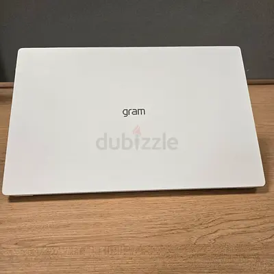 LG gram SuperSlim 15.6″ OLED Laptop | Core Ultra 5 125H | 16GB LPDDR5X | 512GB SSD | White