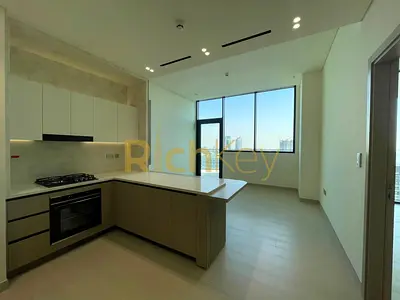 Spacious | Unfurnished | 4 Cheques | Ready to move