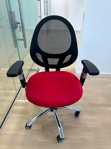 Ergonomic Office Chair with Mesh Back and Red Seat - Good Condition and Office Tables