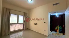 Live the View | 2BR with Partial Sea View + Full Lagoon Scenery | Royal Breeze 3