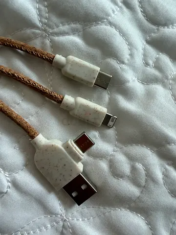 Multi-tip USB Charging Cable (USB-A to Micro USB, Lightning, Type-C) - Used