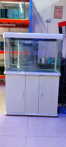 Brand new 80cm aquarium with cabinet
