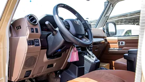 صورة 10 لـ 2026 Toyota LAND CRUISER 70 SERIES