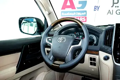 صورة 12 لـ 2021 Toyota LAND CRUISER