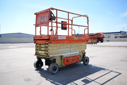 2017 JLG 3246ES electric scissor lift | 11.58 m | Low usage | PRICE - AED 11,000