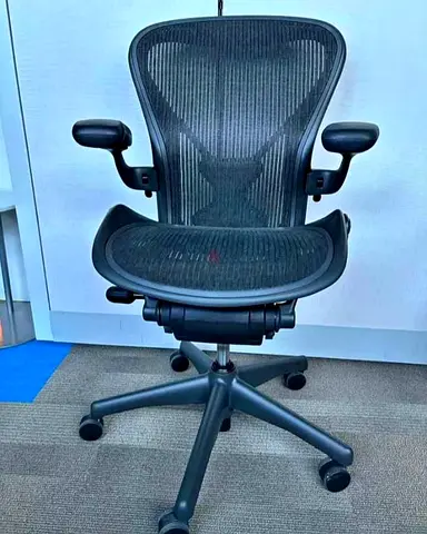 Hermanmiller aeron office chair for sale