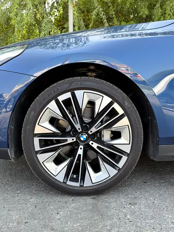 2026 BMW 5-SERIES 照片 4
