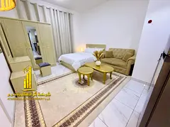 Luxury second-occupancy studio apartment with an open kitchen and panoramic views. Fully furnished.