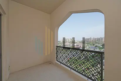 Beautiful 3 BR with Maids room and Community View