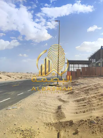 ارض سكنيه للبيع في الشارقة منطقة الحوشي