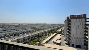 Big Unit | Mid Floor | Lowest in the market