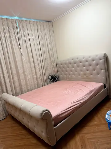 King size Bed without a mattress