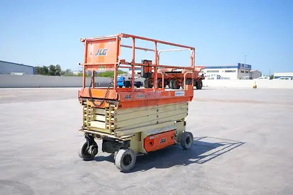 2018 JLG 2646ES electric scissor lift | 9.75 m | Low usage | PRICE - AED 11,000