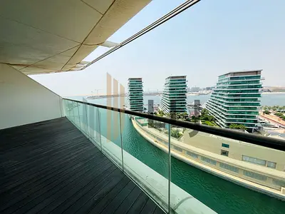 Luxury Top Floor | 3BR + Maid | Full Sea View