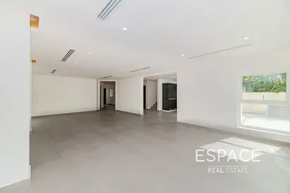Fully Upgraded | Four Ensuite | Meadows 1