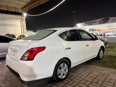 2019 Nissan SUNNY photo 5