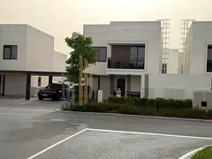 4 Bedroom | Owner Occupier | 2 Payments | Mid Unit