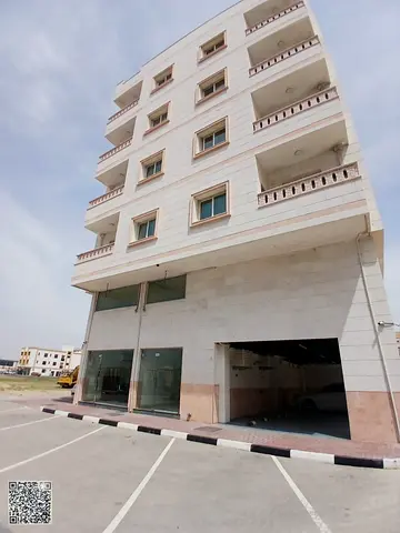 بناية سكنى تجاري للبيع بعجمان منطقة الجرف الصناعية
