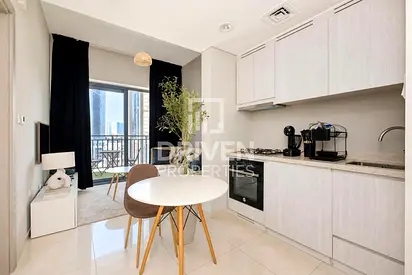 Furnished | Ready to Move in | Mid Floor Apt