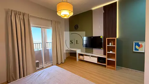 Upgraded | Fully Furnished | Chiller Free | Vacant On Transfer