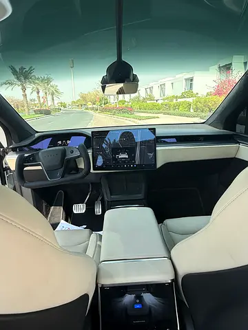 2023 Tesla MODEL X — фото 3