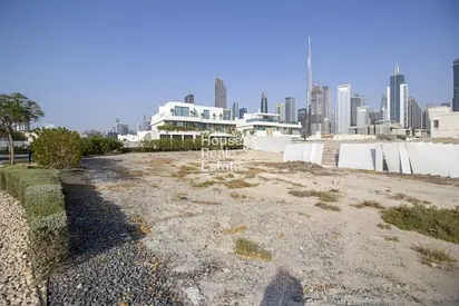 Corner Plot | Burj Khalifa View | Freehold