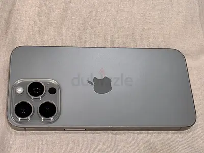 iPhone 15 pro max natural tatium Good Condition, Comes with Clear Case with original cable box