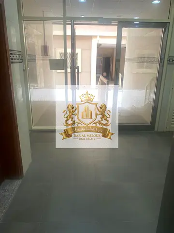 Distinctive commercial building for sale in Muwailih, Sharjah – 4,844 sq. ft., prime location.