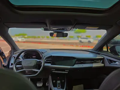2022 AUDI Q5 E-TRON 照片 9