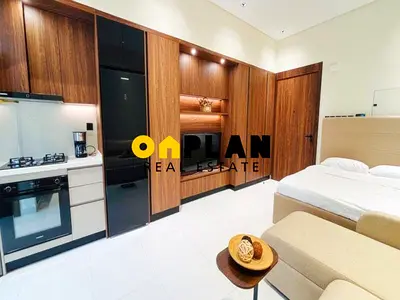 Ready Furnished Studio I Quality Finishes I Appliances Included
