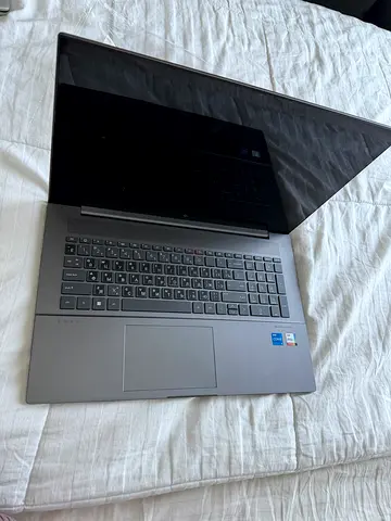 HP 17 Laptop – For Repair / Parts