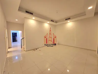 Like brand new luxury 5 bedroom villa central ac hall Majlis Maid room 2 balcony parking 110k