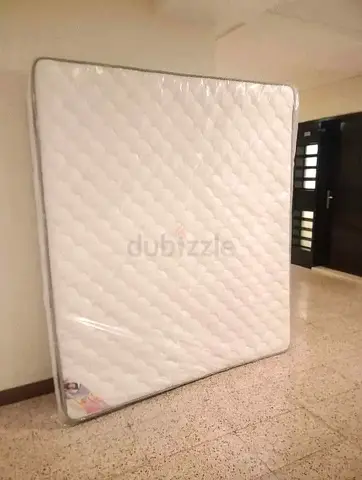 King size mattress 180x200cm.  Same day delivery available