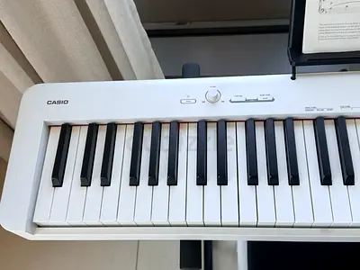 Casio digital piano / keyboard - like New