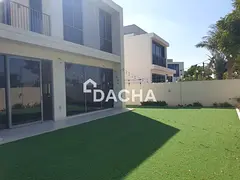 Single Row | Large Layout | Next To Amenities