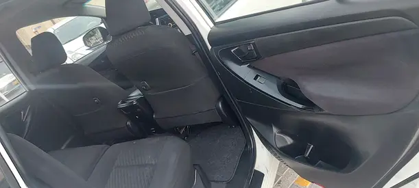 صورة 16 لـ 2019 Toyota INNOVA