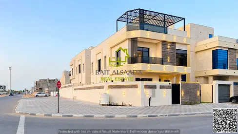 Corner villa (including registration and ownership fees) two floors and a roof, on the main street, freehold