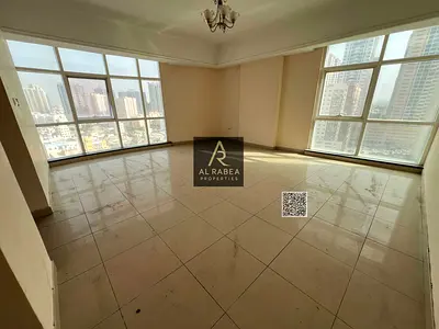 مساحة كبيرة وإطلالة بحرية جزئية | خزائن وبلكونة بالراشدية 3