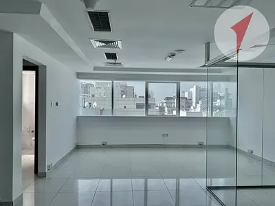Ready Office |Private Washroom & Pantry| Business Tower