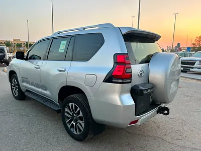 2023 Toyota PRADO — миниатюра 4