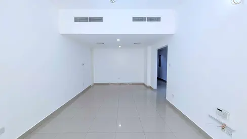 2 BHK |•| BALCONY |•| HUGE SIZE LAYOUT |•| ALL AMENITIES |•| ONLY FAMILY