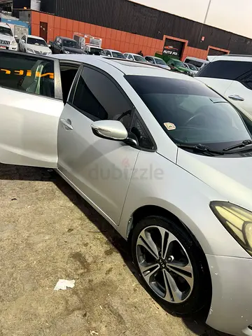 Kia Cerato 2015