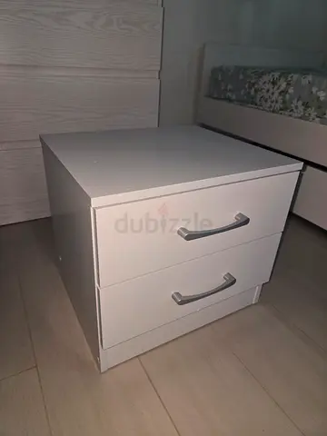 White 2-Drawer Bedside Table / Nightstand – Good Condition