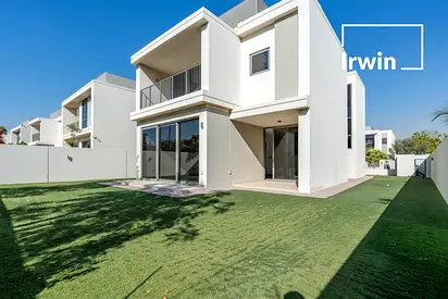 Greenbelt Backing | Landscaped | Next To Park